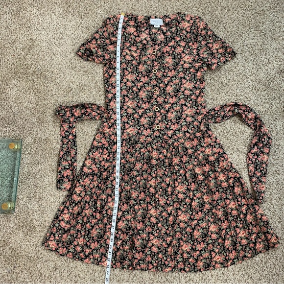 Vintage floral print Cottagecore dress - Picture 11 of 13